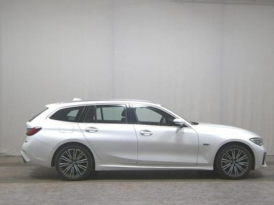 Second-hand BMW 330e M Sport 292 CP (214 kW) 2021 Alb Break