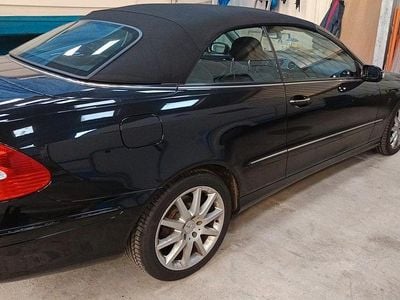Usata Mercedes CLK280 231 CV (169 kW) 2006 Nero Cabrio