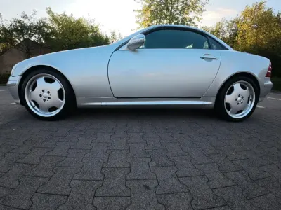Gebraucht Mercedes SLK200 163 PS (119 kW) 2000 Silber Cabrio