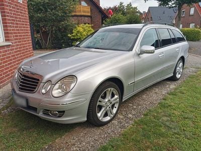 Mercedes E320