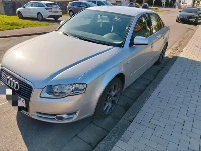Gebraucht Audi A4 130 PS (95 kW) 2007 Silber Limousine