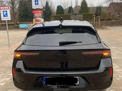 Schwarz Gebraucht 2025 Opel Astra Limousine | 23.200 € (Guter Preis)