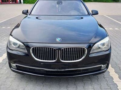 BMW 730