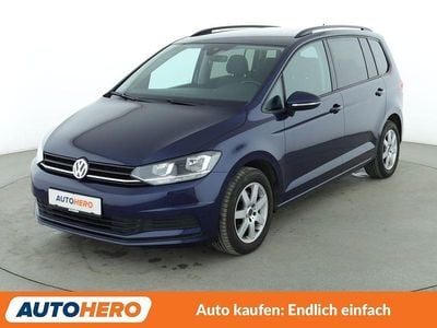 Blau Gebraucht 2018 VW Touran Trendline Van / Kleinbus | 17.200 € (Fairer Preis)
