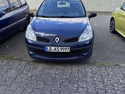 Gebraucht Renault Clio II Expression 75 PS (55 kW) 2009 Limousine
