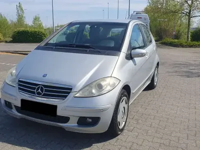 Gebraucht Mercedes A150 95 PS (69 kW) 2008 Silber Limousine