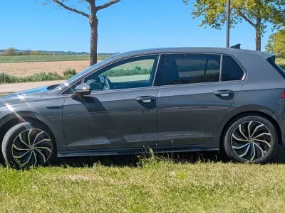 Gebraucht VW Golf VII R-line 150 PS (110 kW) 2020 Grau Limousine