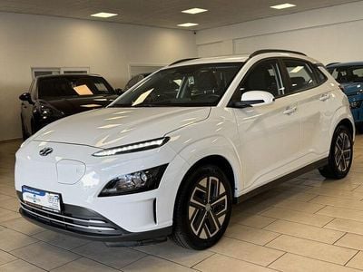 Gebraucht Hyundai Kona 100 kW (136 PS) 2023 Weiß SUV