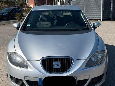 Usata Seat Leon 102 CV (75 kW) 2006 Grigio Utilitaria
