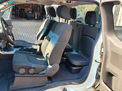 Gebraucht Nissan Navara SE 190 PS (139 kW) 2012 Weiß Pickup