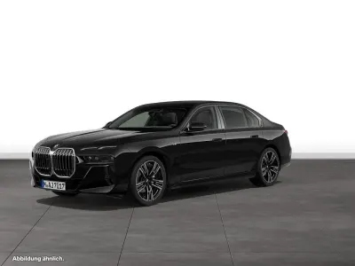 Gebraucht BMW 740 Comfort Edition 299 PS (219 kW) 2025 Limousine