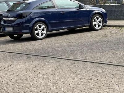 Second-hand Opel Astra GTC 180 CP (132 kW) 2007 Albastru Coupe