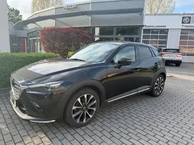 Używany Mazda CX-3 Sports-Line 150 KM (110 kW) 2019 Czarny SUV