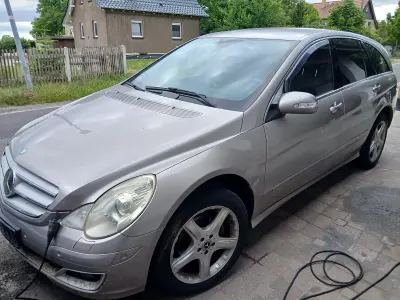 Gebraucht Mercedes R280 190 PS (139 kW) 2006 Gold Van / Kleinbus