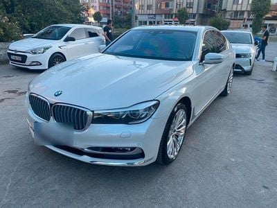 Gebraucht BMW 750L Exclusive 449 PS (330 kW) 2016 Weiß Limousine