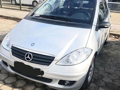 Usata Mercedes A150 95 CV (69 kW) 2004 Argento Berlina