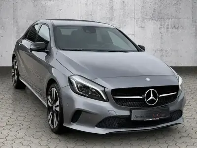 Gebraucht Mercedes A180 122 PS (89 kW) 2017 Andere Kleinwagen