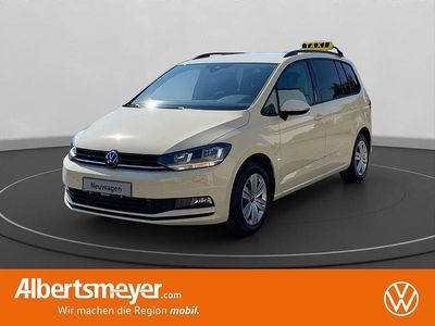 Neu VW Touran 150 PS (110 kW) 2026 Beige Van / Kleinbus