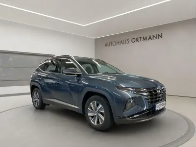 Gebraucht Hyundai Tucson Select 150 PS (110 kW) 2021 Teal blue / met SUV