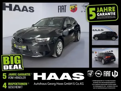 Gebraucht Opel Astra 131 PS (96 kW) 2023 Lackierung schwarz perla nera/ Limousine