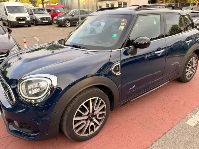 Używany Mini John Cooper Works 190 KM (139 kW) 2018 Niebieski Hatchback