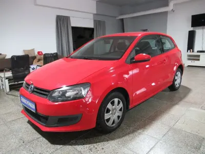 Gebraucht VW Polo Trendline 69 PS (50 kW) 2012 Rot Kleinwagen