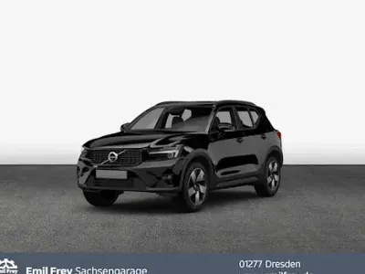 Używany Volvo XC40 Plus 163 KM (119 kW) 2025 Czarny SUV