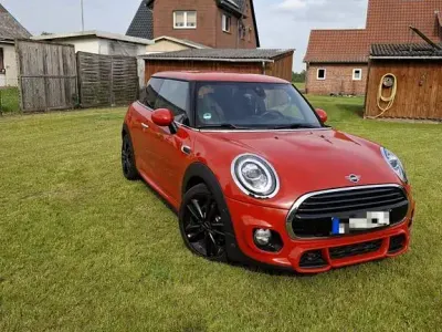 Gebraucht Mini John Cooper Works 136 PS (100 kW) 2018 Orange Kleinwagen