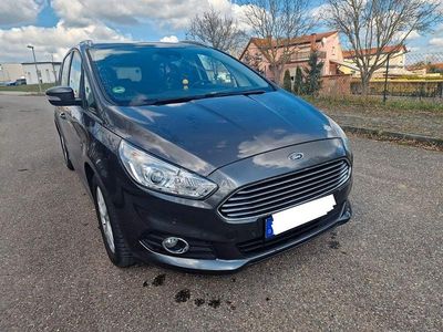 Gebraucht Ford S-MAX S 160 PS (117 kW) 2017 Grau Van / Kleinbus