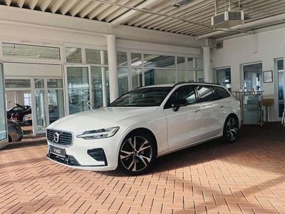 Gebraucht Volvo V60 R-Design 190 PS (139 kW) 2020 Weiß Kombi