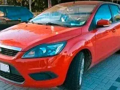 Gebraucht Ford Focus 125 PS (91 kW) 2009 Rot Kombi