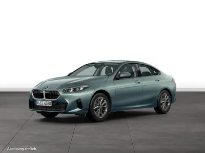 Gebraucht BMW 220 156 PS (114 kW) 2025 Cape york grün metallic Coupé