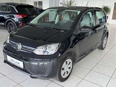Deep black (metallic) Gebraucht 2022 VW up! Kleinwagen | 10.950 € (Guter Preis)