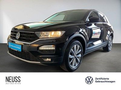 Gebraucht VW T-Roc Style 110 PS (80 kW) 2021 Deep black perleffekt/pure white SUV