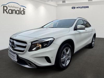 Gebraucht Mercedes GLA220 177 PS (130 kW) 2015 Calcitweiss  unilack SUV