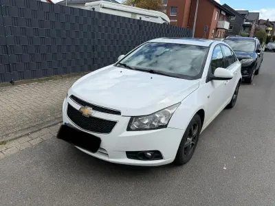 Usado Chevrolet Cruze LT 150 HP (110 kW) 2009 Branco Sedan