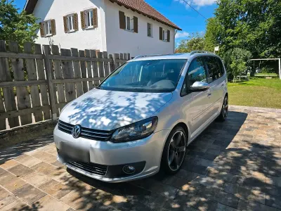 Gebraucht VW Touran Highline 140 PS (102 kW) 2012 Grau Van / Kleinbus