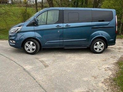 Second-hand Ford Tourneo 185 CP (136 kW) 2020 Albastru Monovolum