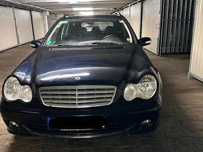 Mercedes C200
