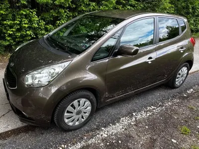 Gebraucht Kia Venga DREAM-TEAM Edition 125 PS (91 kW) 2018 Braun Kleinwagen
