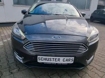 Gebraucht Ford Focus Titanium 125 PS (91 kW) 2014 Grau Kombi