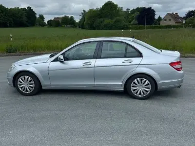 Gebraucht Mercedes C180 156 PS (114 kW) 2008 Silber Limousine
