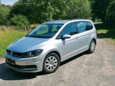 Gebraucht VW Touran 110 PS (80 kW) 2018 Silber Van / Kleinbus