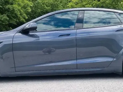 Gebraucht Tesla Model S Plaid 750 kW (1020 PS) 2023 Grau Kleinwagen