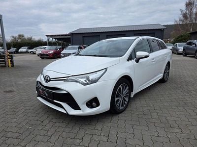 Gebraucht Toyota Avensis Edition-S 111 PS (81 kW) 2016 Weiß Kombi