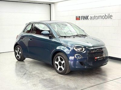 Gebraucht Fiat 500e Action 69 kW (95 PS) 2023 Grün Limousine