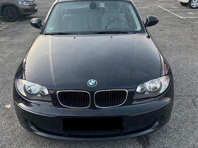 Schwarz Gebraucht 2010 BMW 116 Kleinwagen | 2.200 € (Guter Preis)