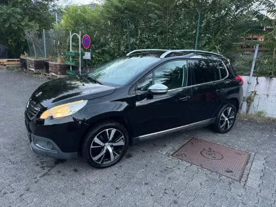 Gebraucht Peugeot 2008 Allure 120 PS (88 kW) 2016 Schwarz SUV