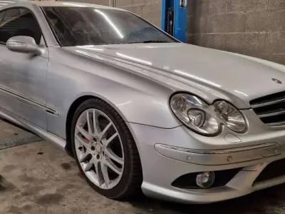 Gebraucht Mercedes CLK320 Avantgarde 224 PS (164 kW) 2008 Silber Coupé