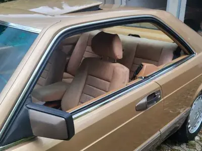 Gebraucht Mercedes 500 223 PS (164 kW) 1986 Gold Coupé